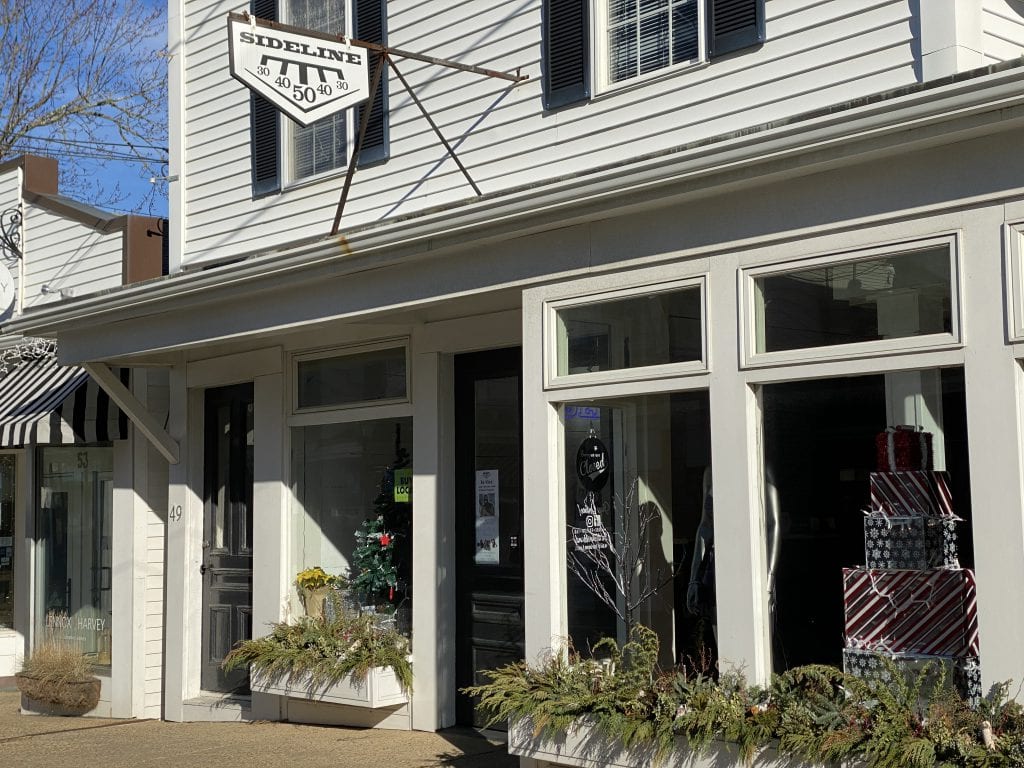 WE LOVE MV
Sideline Martha’s Vineyard
Vineyard Haven
Shop Local